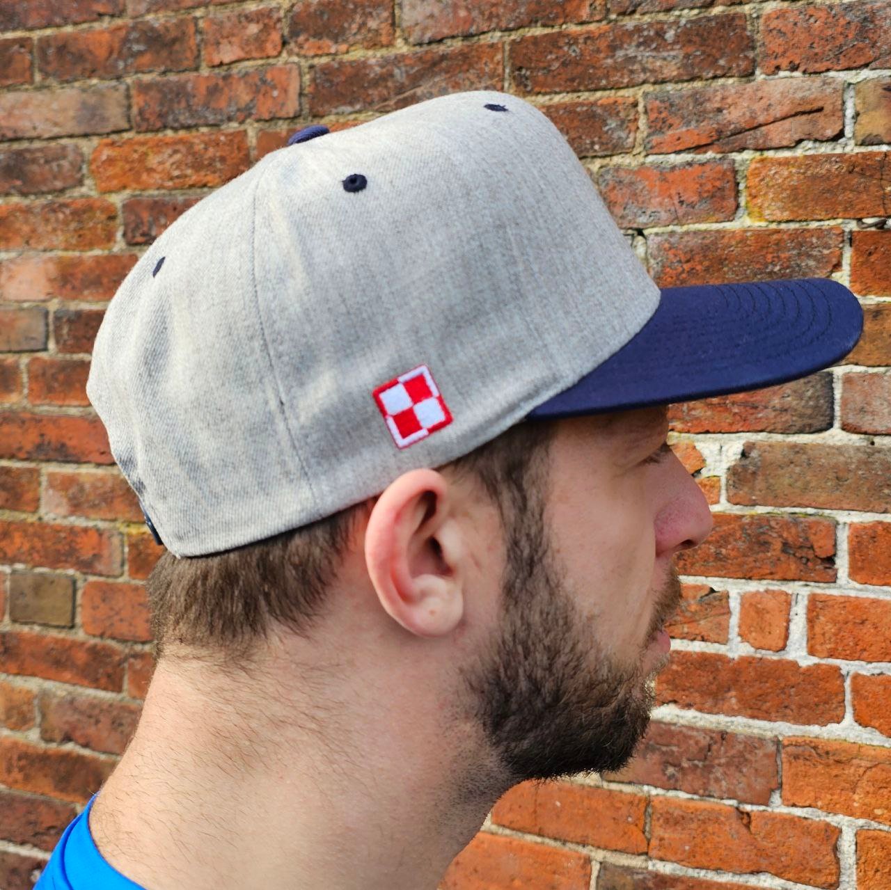 Czapeczka z Daszkiem G303 Jasno-Granatowa One Size